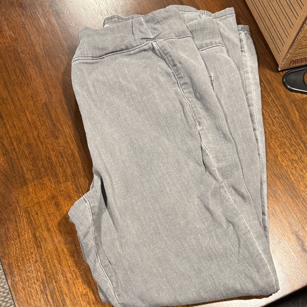Women’s Gray Jeans